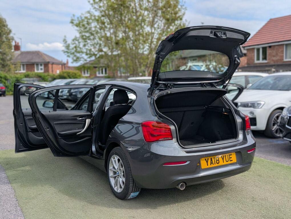 BMW 1 Series Hatchback 1.5 116D Se Business Euro 6 Ss 2 YA18YUE Grey #3