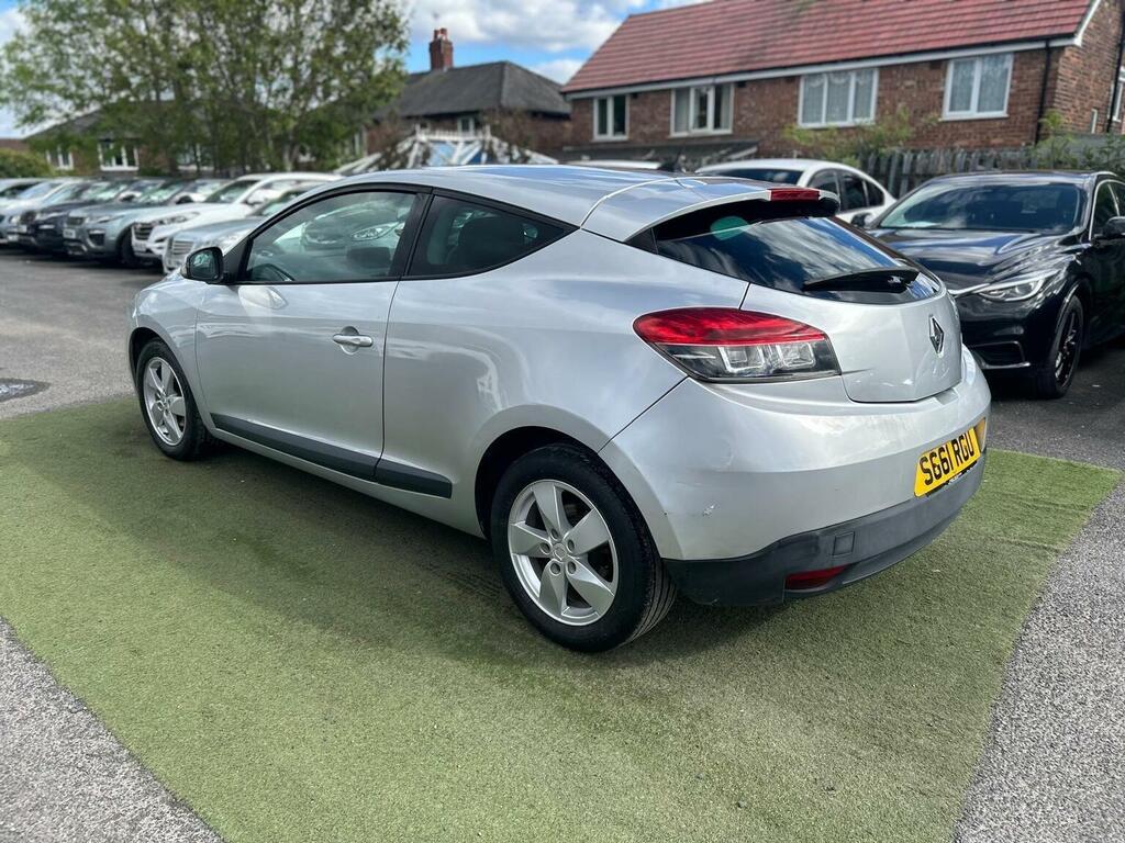 Renault Megane Coupe 1.6 16V Dynamique Tomtom Euro 5 201161 SG61RGU Silver #3