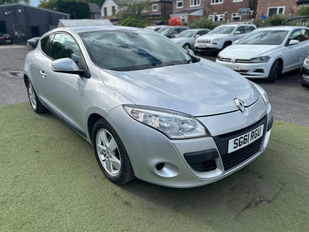Renault Megane Coupe 1.6 16V Dynamique Tomtom Euro 5 201161 SG61RGU Silver #4