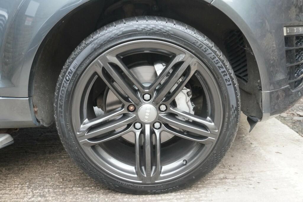 Audi Q7 3.0 Tdi V6 S Line Sport Edition MD64NGJ Grey #5