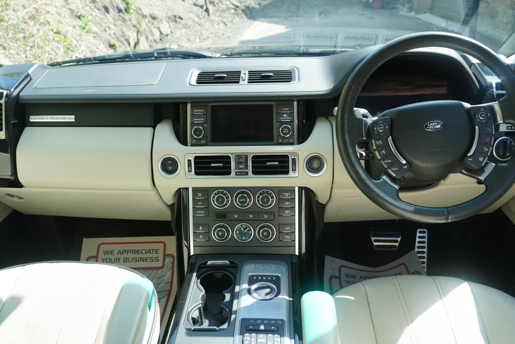 Land Rover Range Rover 4.4 Td V8 Westminster S123RCN Black #2