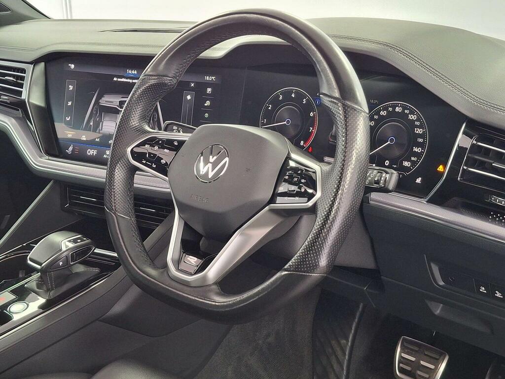 Volkswagen Touareg Suv 3.0 Tsi V6 Black Edition Tiptronic 4Motion Eur Grey #6