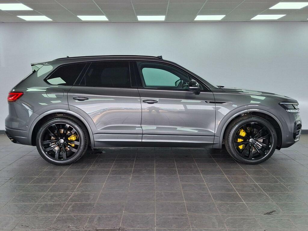 Volkswagen Touareg Suv 3.0 Tsi V6 Black Edition Tiptronic 4Motion Eur Grey #4