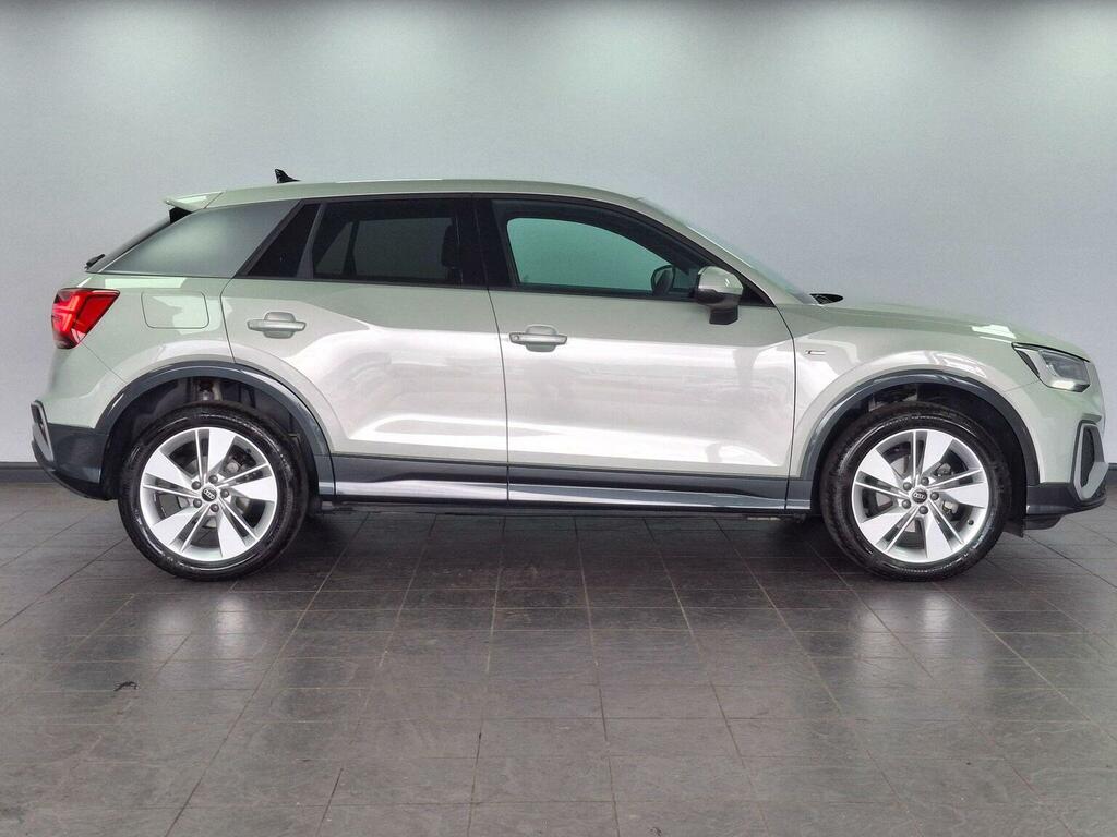 Audi Q2 Suv 1.5 Tfsi Cod 35 S Line S Tronic Euro 6 Ss 5 FY74TVW Silver #4