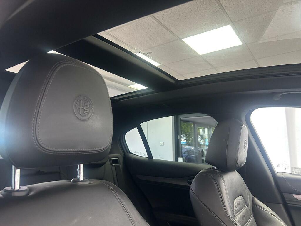 Alfa Romeo Stelvio Suv 2.0T Veloce Q4 Awd Euro 6 Ss 2020 Black #5