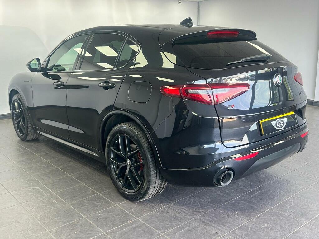 Alfa Romeo Stelvio Suv 2.0T Veloce Q4 Awd Euro 6 Ss 2020 Black #4