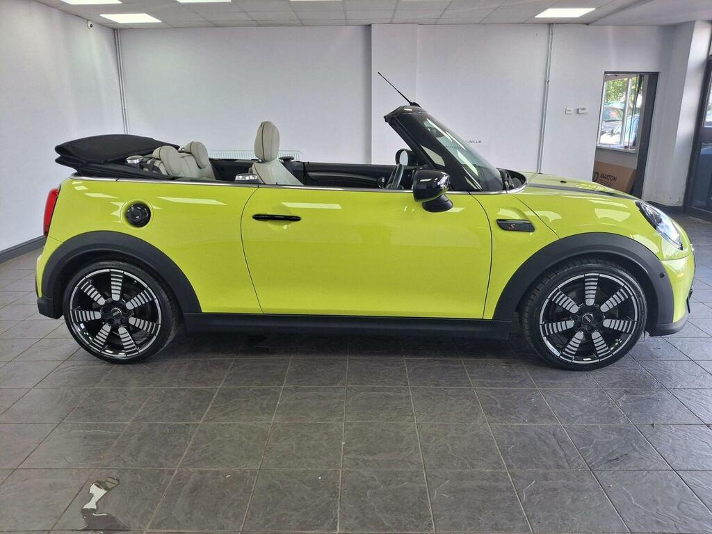 Mini Convertible Convertible 2.0 Cooper S Exclusive Steptronic Euro Yellow #4