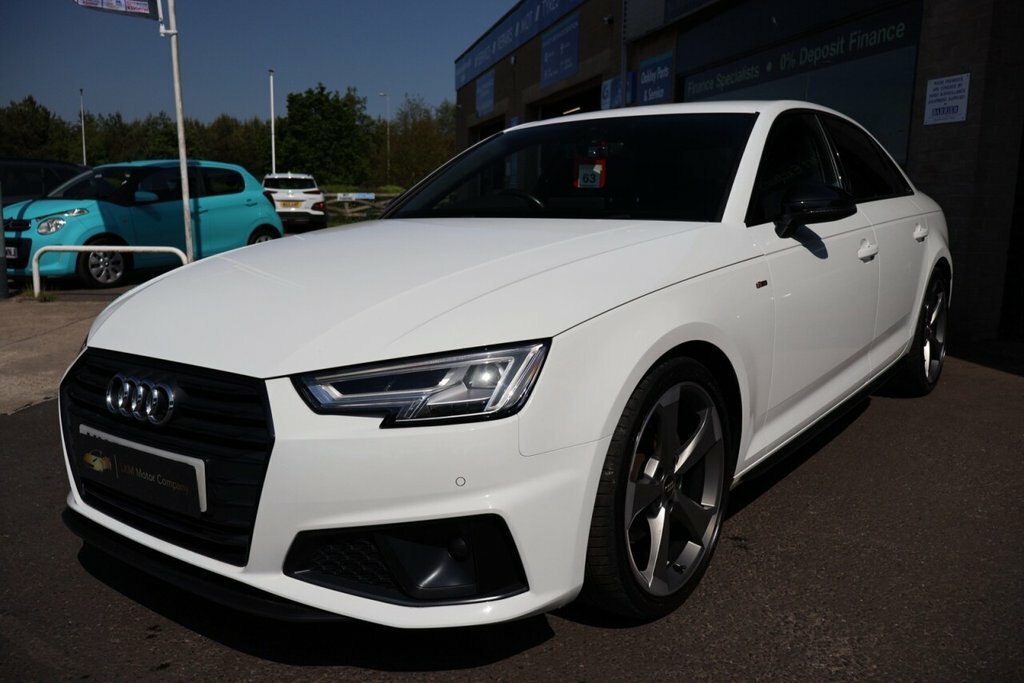 Audi A4 2L Black Edition KM69HJD White #3