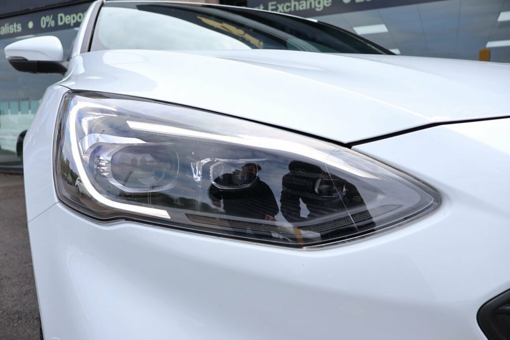 Ford Focus 2.3L St YP70HAA White #6