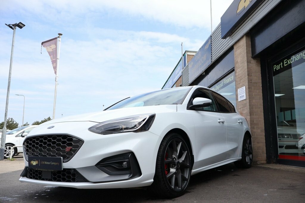 Ford Focus 2.3L St YP70HAA White #3