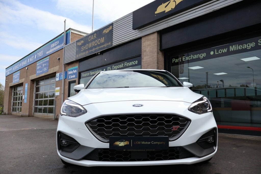 Ford Focus 2.3L St YP70HAA White #2