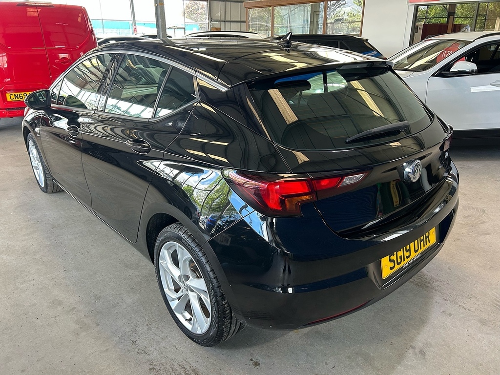 Vauxhall Astra 1.4I Turbo Sri Nav Hatchback Eur SG19OHR Black #5