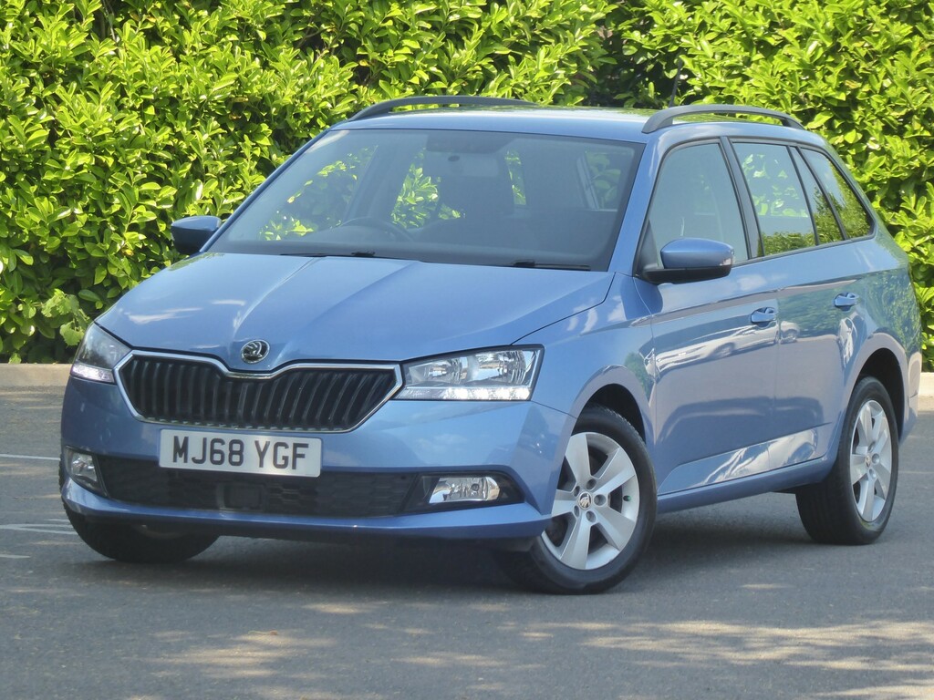Skoda Fabia Estate 1.0 Tsi Se Estate 201868 Blue