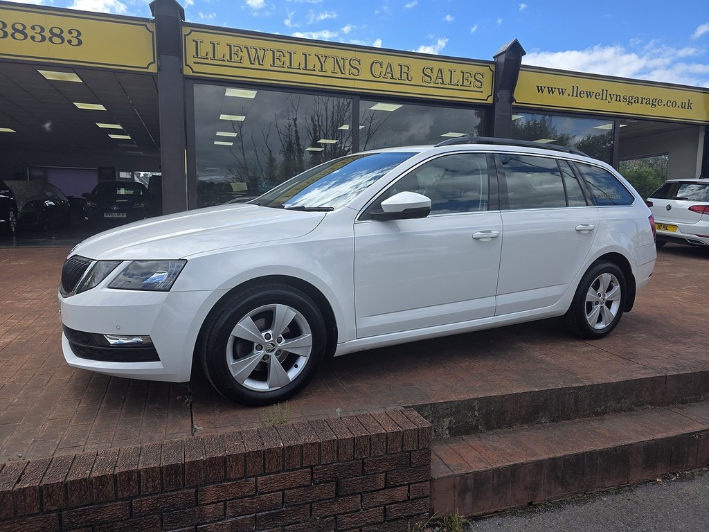 Skoda Octavia Tdi Se Technology White