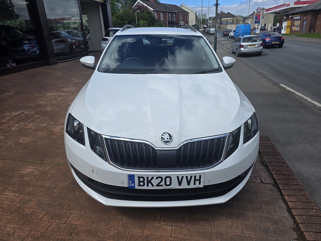 Skoda Octavia Tdi Se Technology BK20VVH White #5