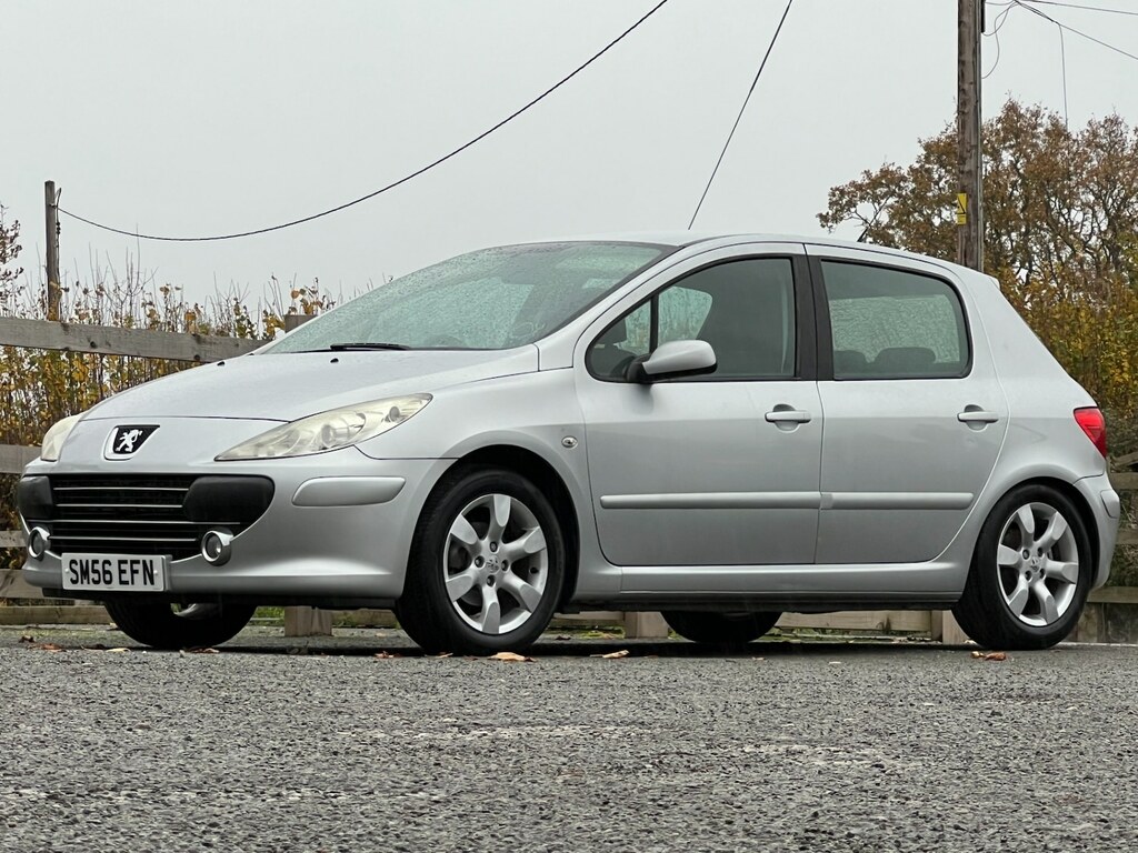 Peugeot 307 1.6 S Full Service Record. Low Miles 2 Keepers Silver