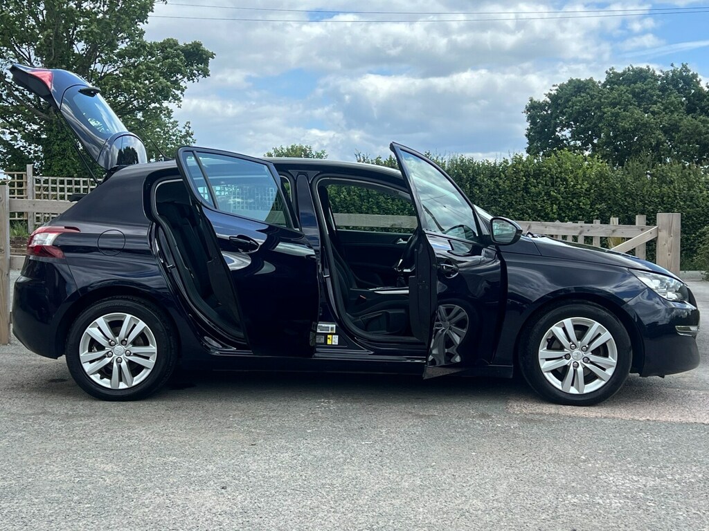 Peugeot 308 1.6 Thp Active Beautiful Condition Inside And Blue #6