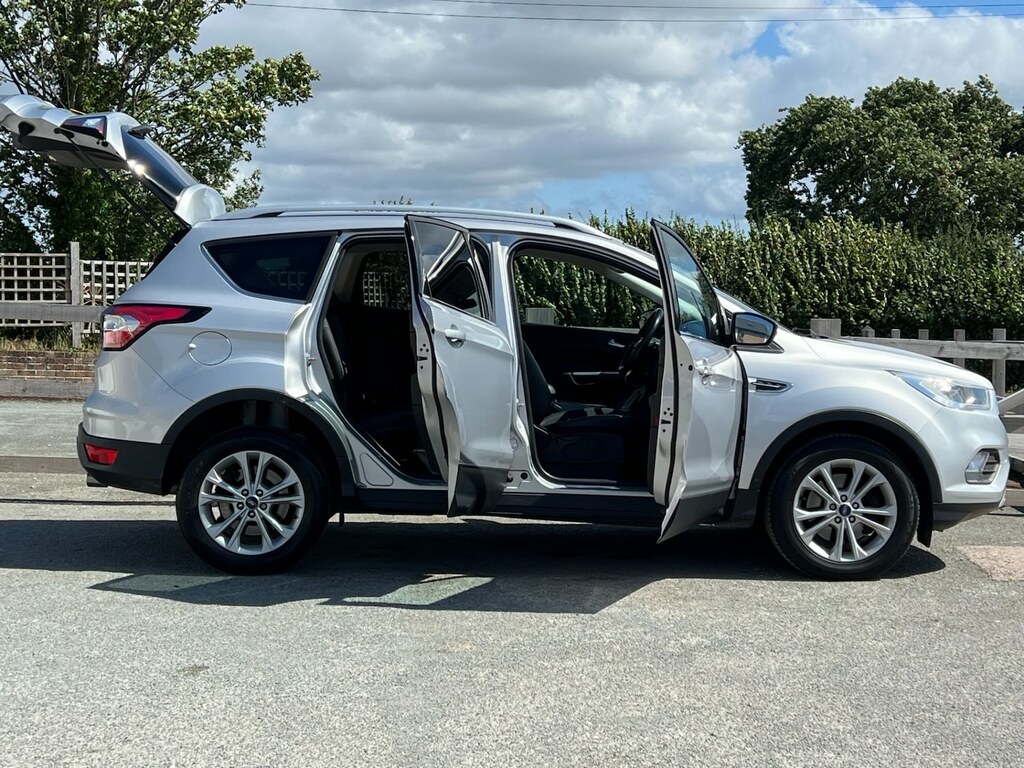 Ford Kuga 1.5 Tdci Titanium 2Wd Low Mileage, Full S Silver #3
