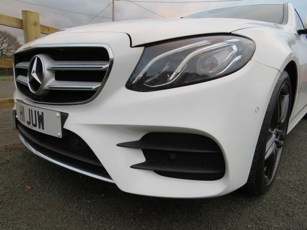 Mercedes-Benz E Class E220d Amg Line 9G-tronic H1JUW White #3