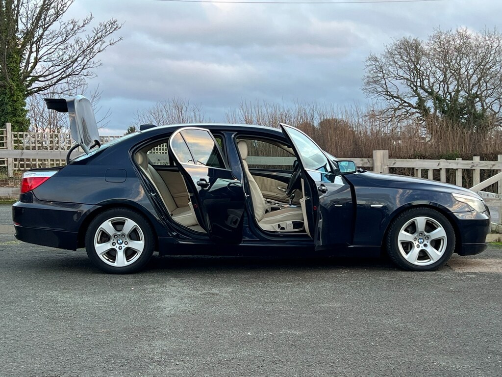 BMW 5 Series 525I Se Step NM07UVC Blue #3