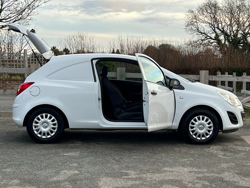 Vauxhall Corsa 1.3 Cdti 16V Ecoflex Van MK12JYZ White #3