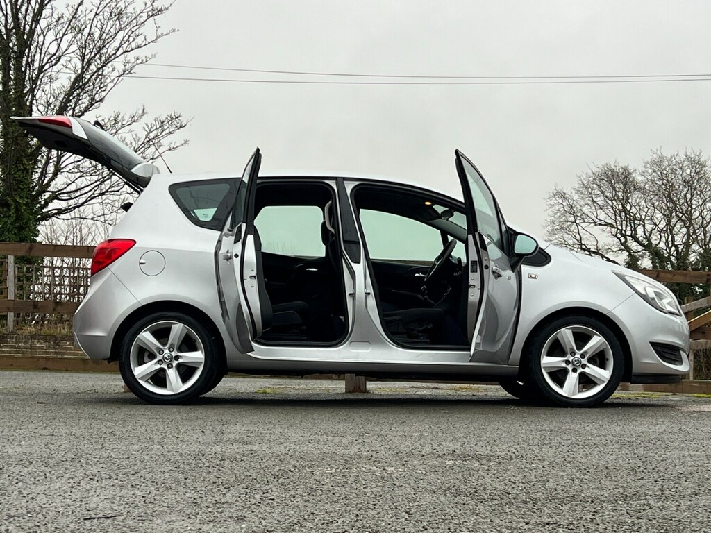 Vauxhall Meriva 1.4I 16V Exclusiv Low Miles Super Car Service DS65XPK Silver #3