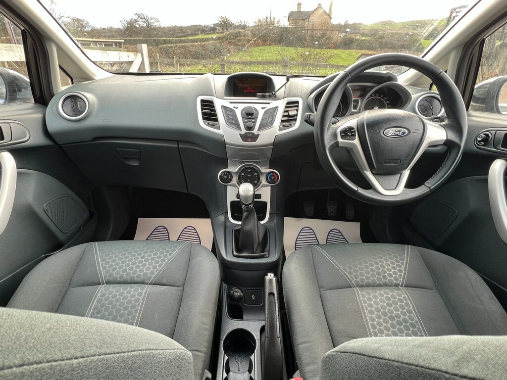 Ford Fiesta 1.4 Zetec CX58YVJ Black #2
