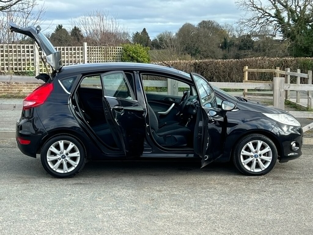 Ford Fiesta 1.4 Zetec CX58YVJ Black #3