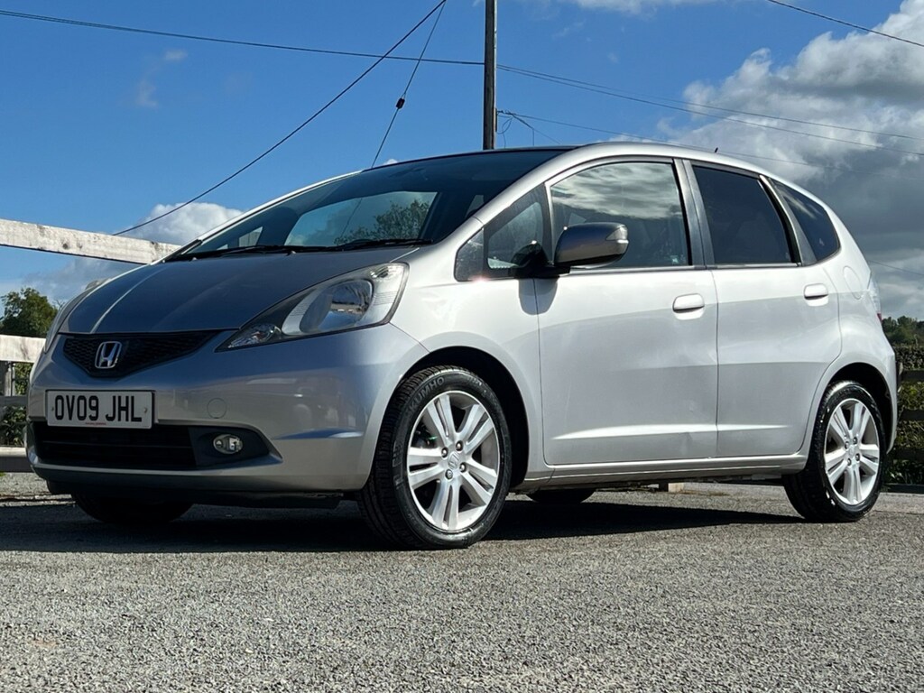 Honda Jazz 1.4 I-vtec Ex Super Low Miles 57,000 . Full Mo Silver
