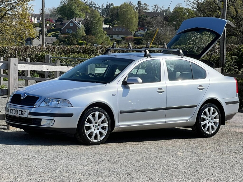 Skoda Octavia 2.0 Tdi Pd Laurin Klement Dsg Silver