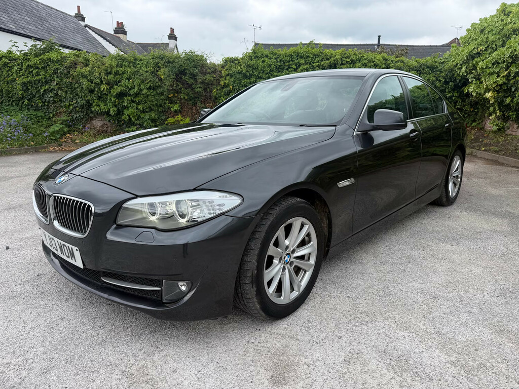 BMW 5 Series 525D 218 Se Step Saloon YJ13WOM Grey #3