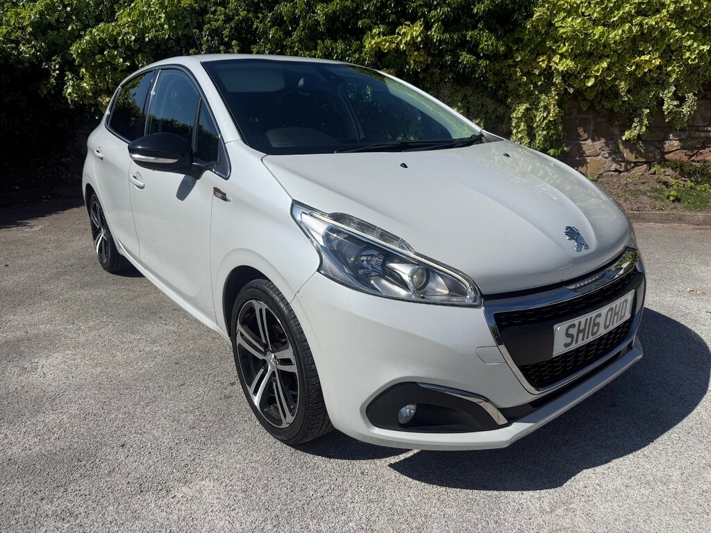 Peugeot 208 1.2 Puretech 110 Gt Line Hatchback Manu White