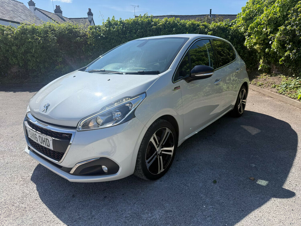 Peugeot 208 1.2 Puretech 110 Gt Line Hatchback Manu SH16OHD White #3