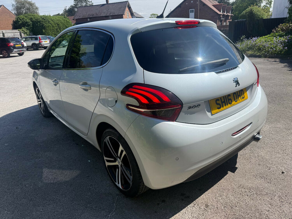 Peugeot 208 1.2 Puretech 110 Gt Line Hatchback Manu SH16OHD White #6