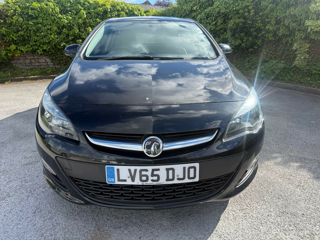 Vauxhall Astra 1.4I 16V Excite Hatchback Black #2