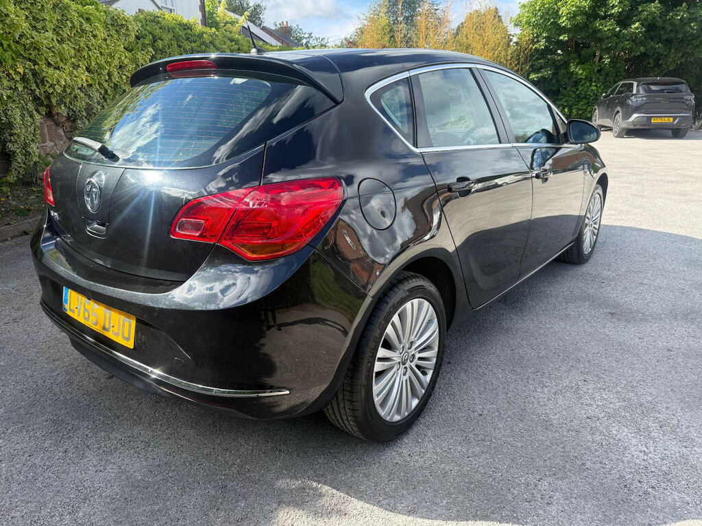 Vauxhall Astra 1.4I 16V Excite Hatchback Black #4