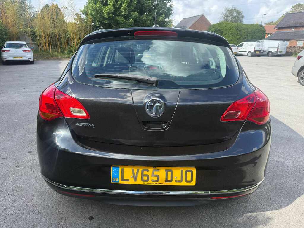 Vauxhall Astra 1.4I 16V Excite Hatchback Black #5
