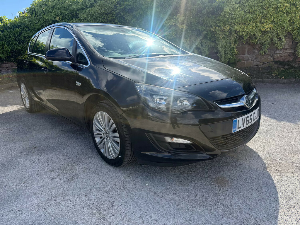 Vauxhall Astra 1.4I 16V Excite Hatchback Black
