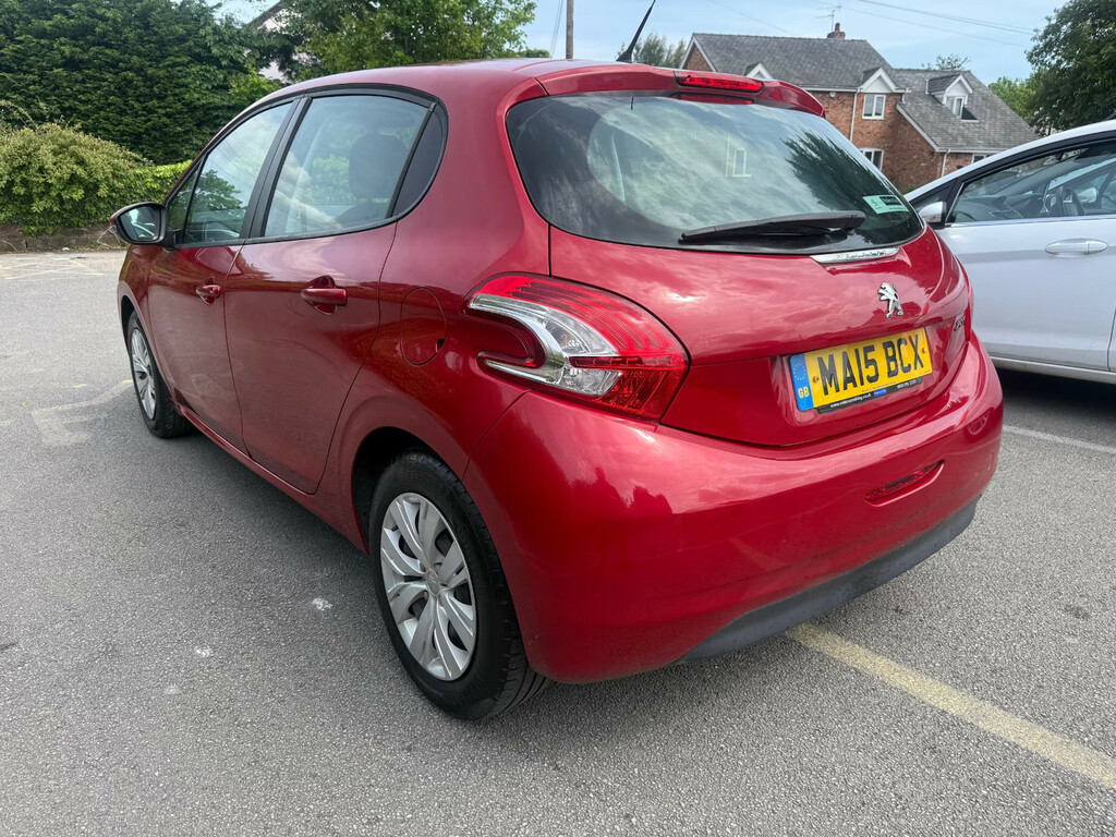 Peugeot 208 1.0 Vti Access Hatchback Red #6