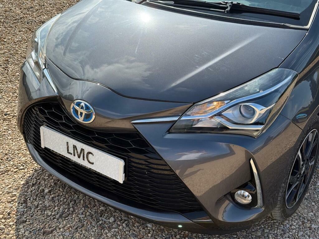 Toyota Yaris 1.5 Vvt-h Design E-cvt Euro 6 Ss HT17BWX Grey #5