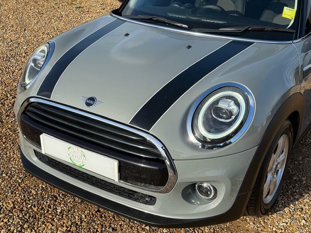 Mini Hatch 1.5 Cooper Classic Steptronic Euro 6 Ss HV69CWW Grey #5