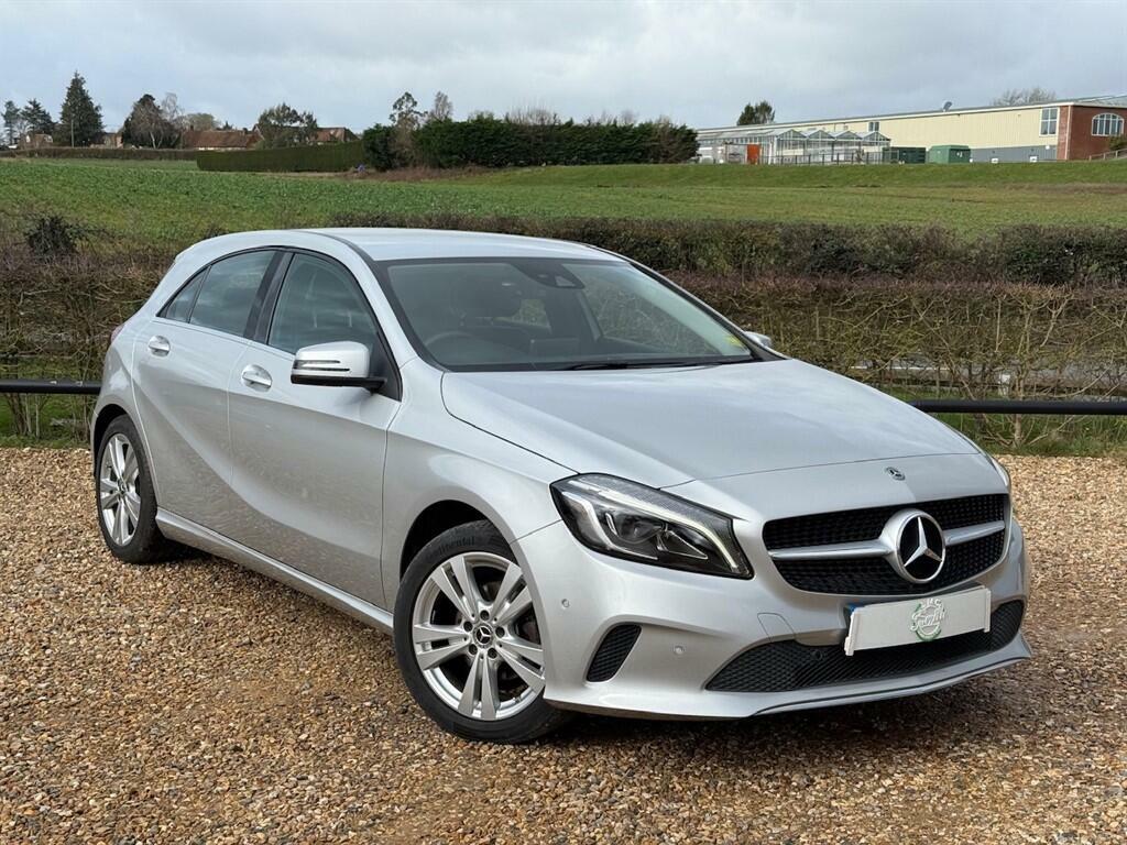 Mercedes-Benz A Class 1.5 A180d Sport Premium 7G-dct Euro 6 Ss Silver