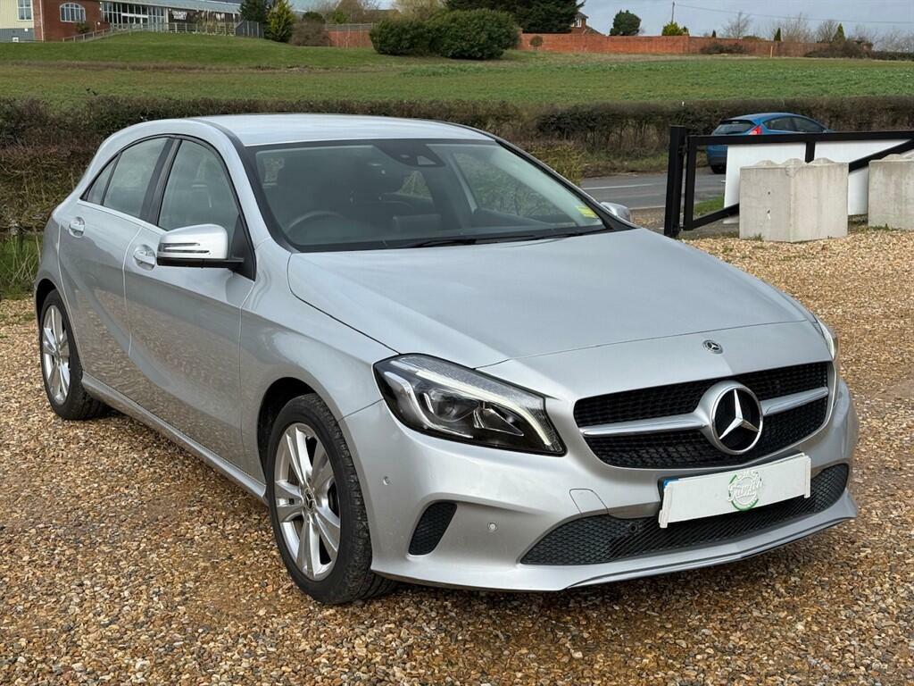 Mercedes-Benz A Class 1.5 A180d Sport Premium 7G-dct Euro 6 Ss Silver #2