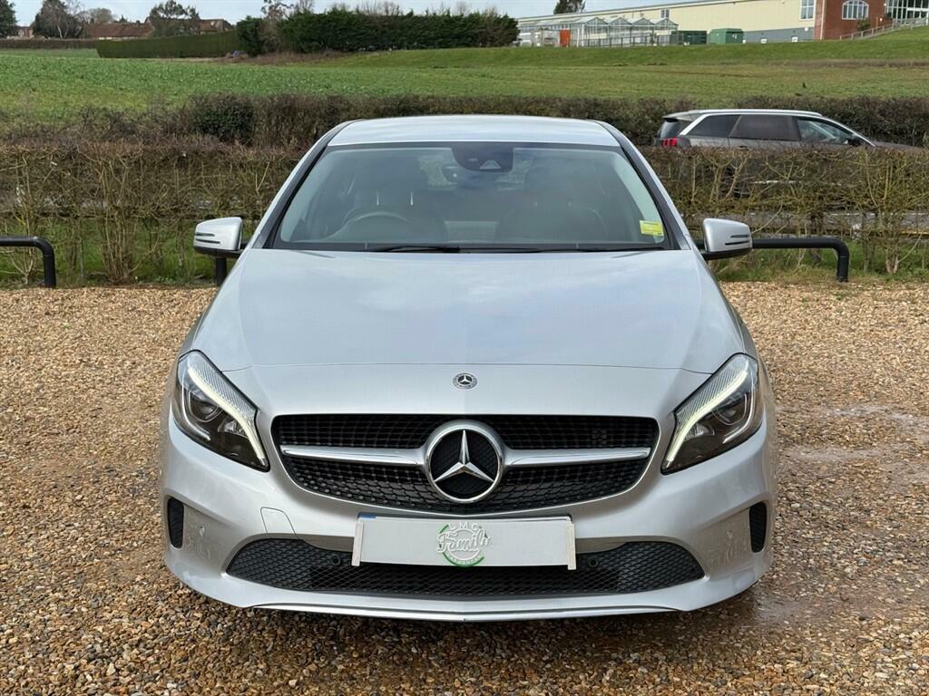 Mercedes-Benz A Class 1.5 A180d Sport Premium 7G-dct Euro 6 Ss Silver #4