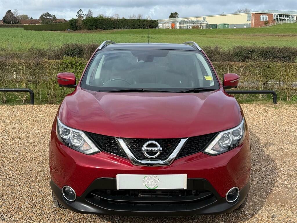 Nissan Qashqai 1.6 Dci Tekna Xtron 2Wd Euro 6 Ss Red #4