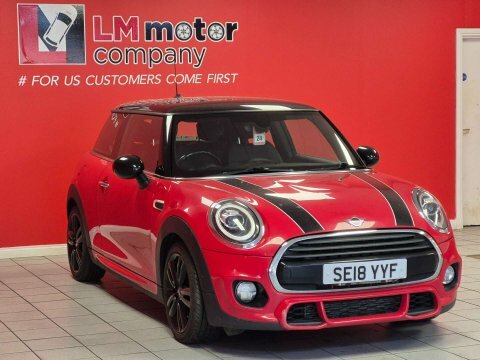 Mini Hatch 1.5 Cooper SE18YYF Red #5