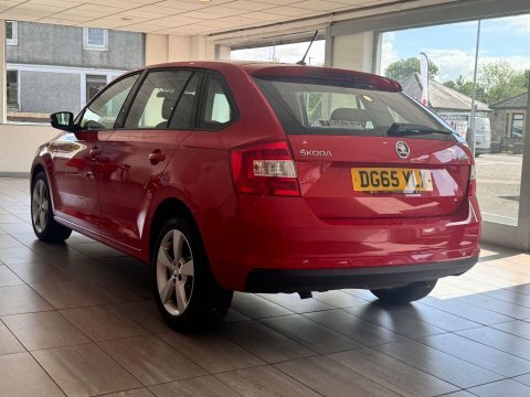Skoda Rapid Spaceback 1.4 Rapid Spaceback DG65YLX Red #6