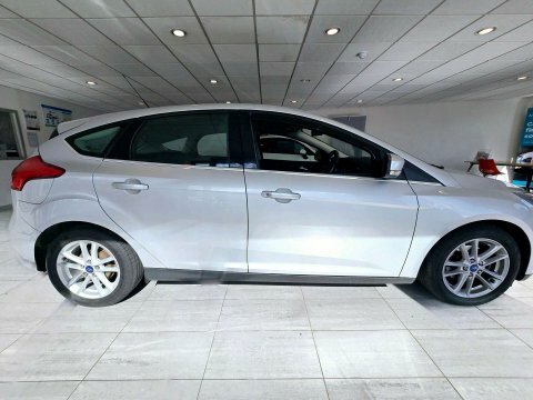 Ford Focus 1.5 Focus Zetec SJ15CPL Silver #2