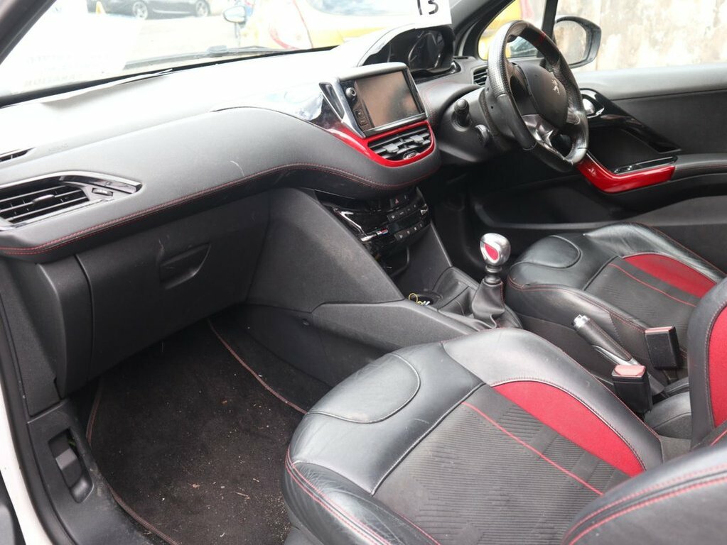 Peugeot 208 1.6L Gti White #2