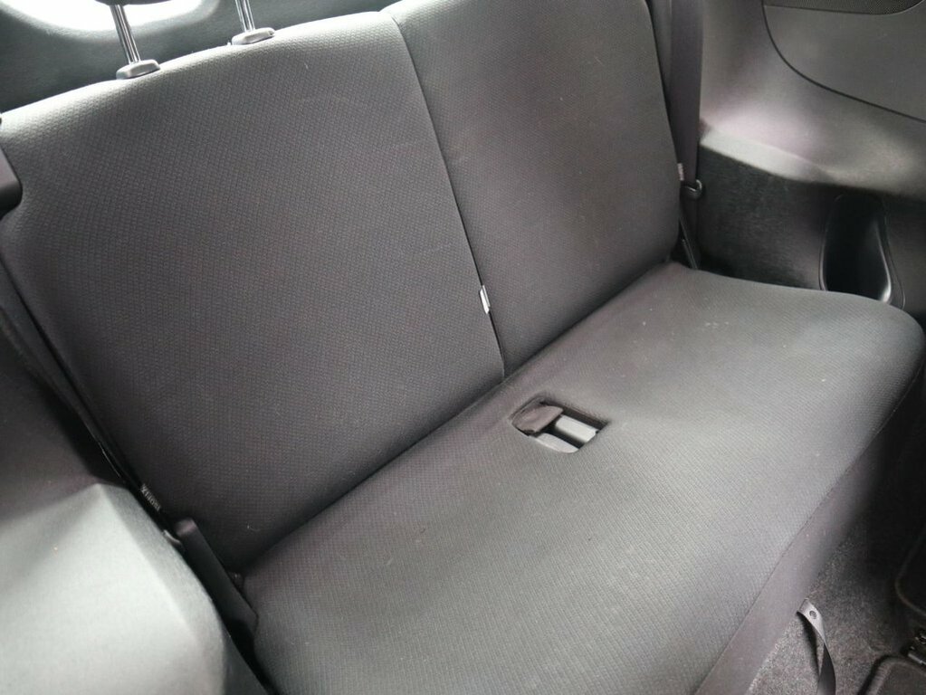 Toyota IQ Hatchback Black #6